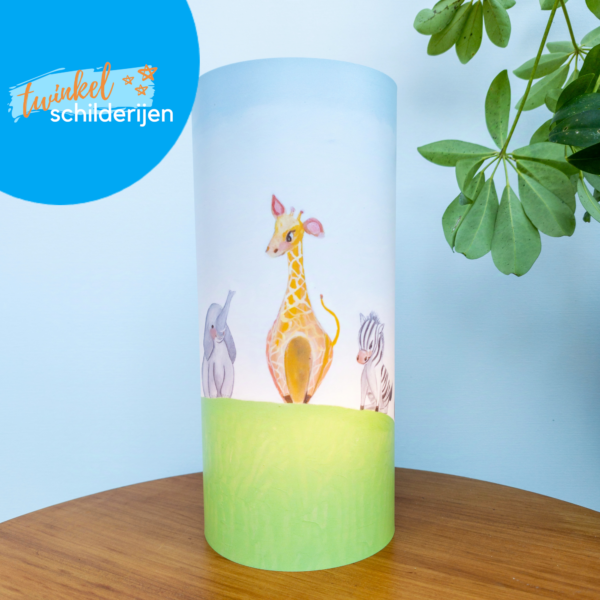 Een nachtlamp accessoire voor de kinderkamer gebaseerd op de jungle dieren door Twinkelschilderijen