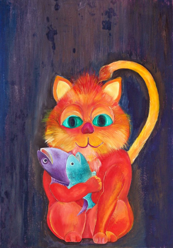 Wanddecoratie voor kinderkamers. Een grote rode kater houdt 2 vissen vast en kijkt je aan met grote groene ogen.